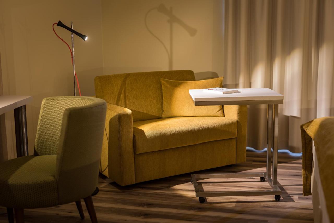 First Inn Hotel Zwickau Exteriér fotografie