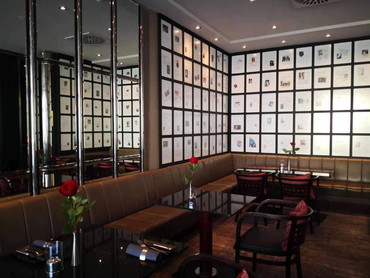 First Inn Hotel Zwickau Exteriér fotografie