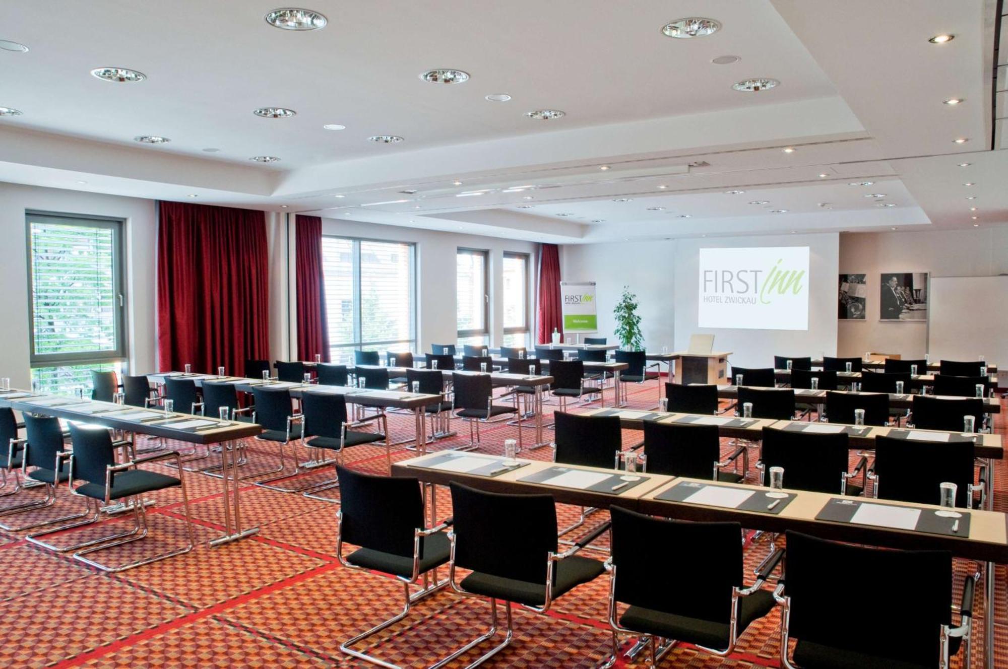 First Inn Hotel Zwickau Exteriér fotografie